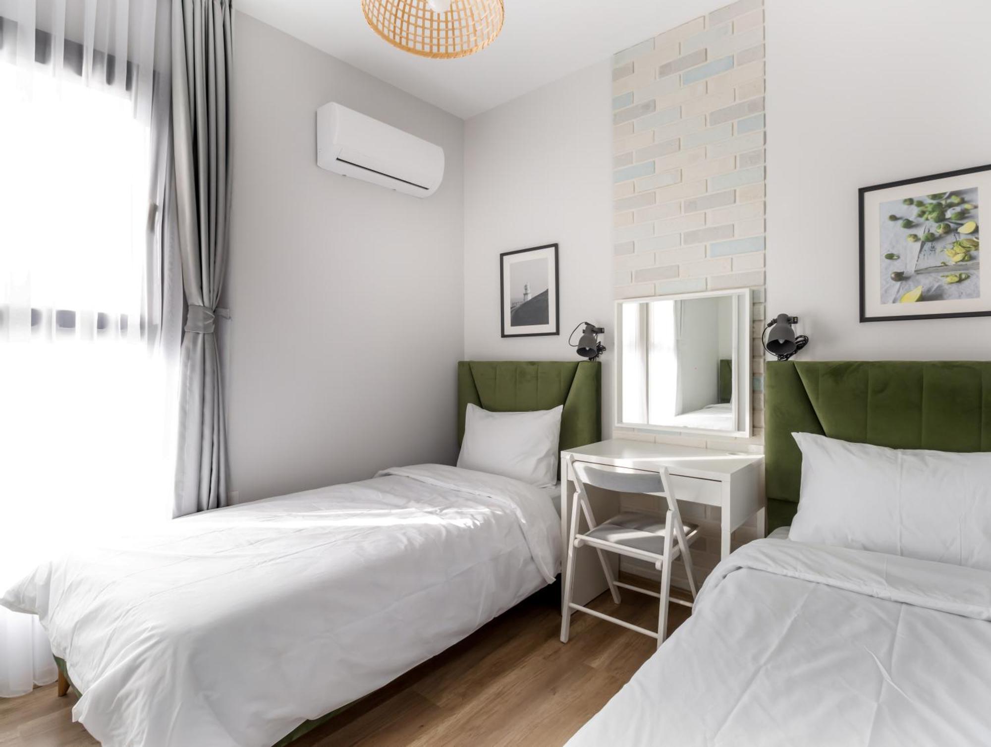 Caesar Blue Seaside Luxury Apartments Gastria Exterior photo